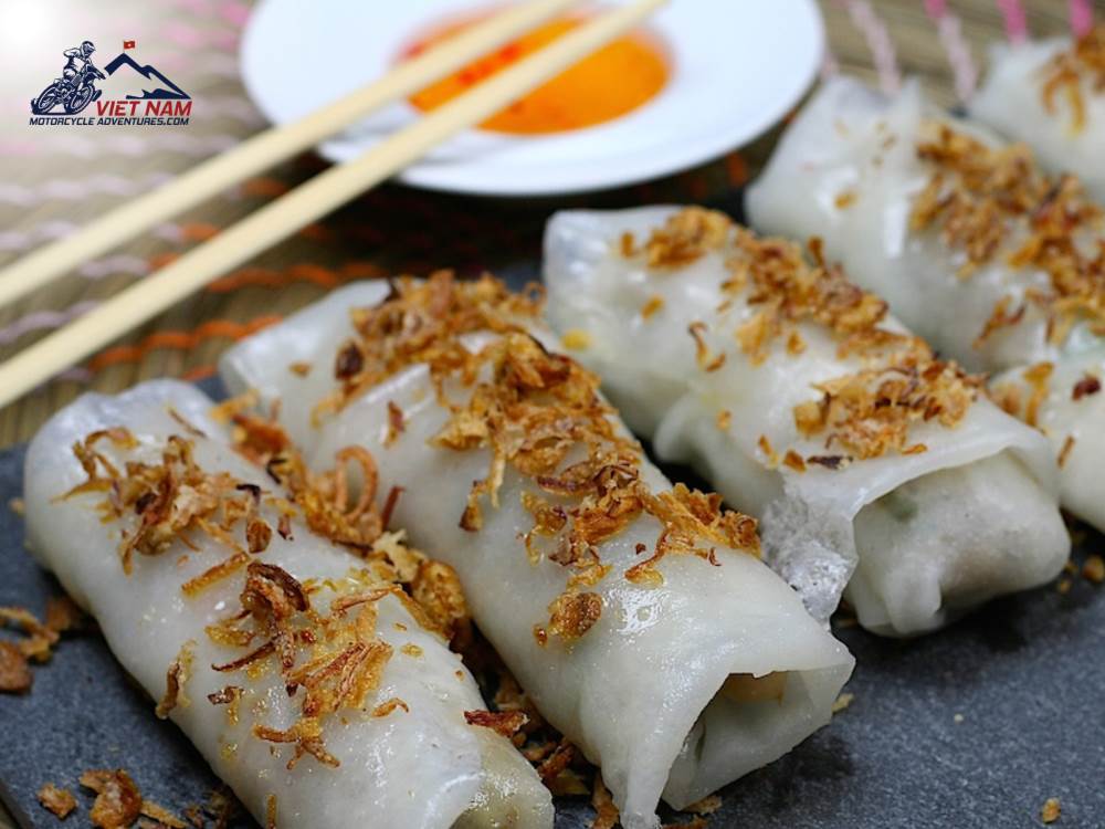 Enjoy delicate Banh Cuon, a perfect rice roll treat!