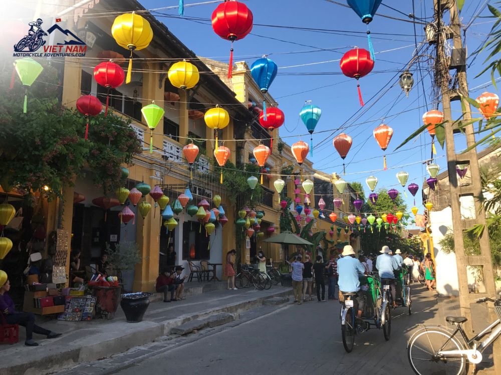 Discover the unique culture and attractions of Hoi An